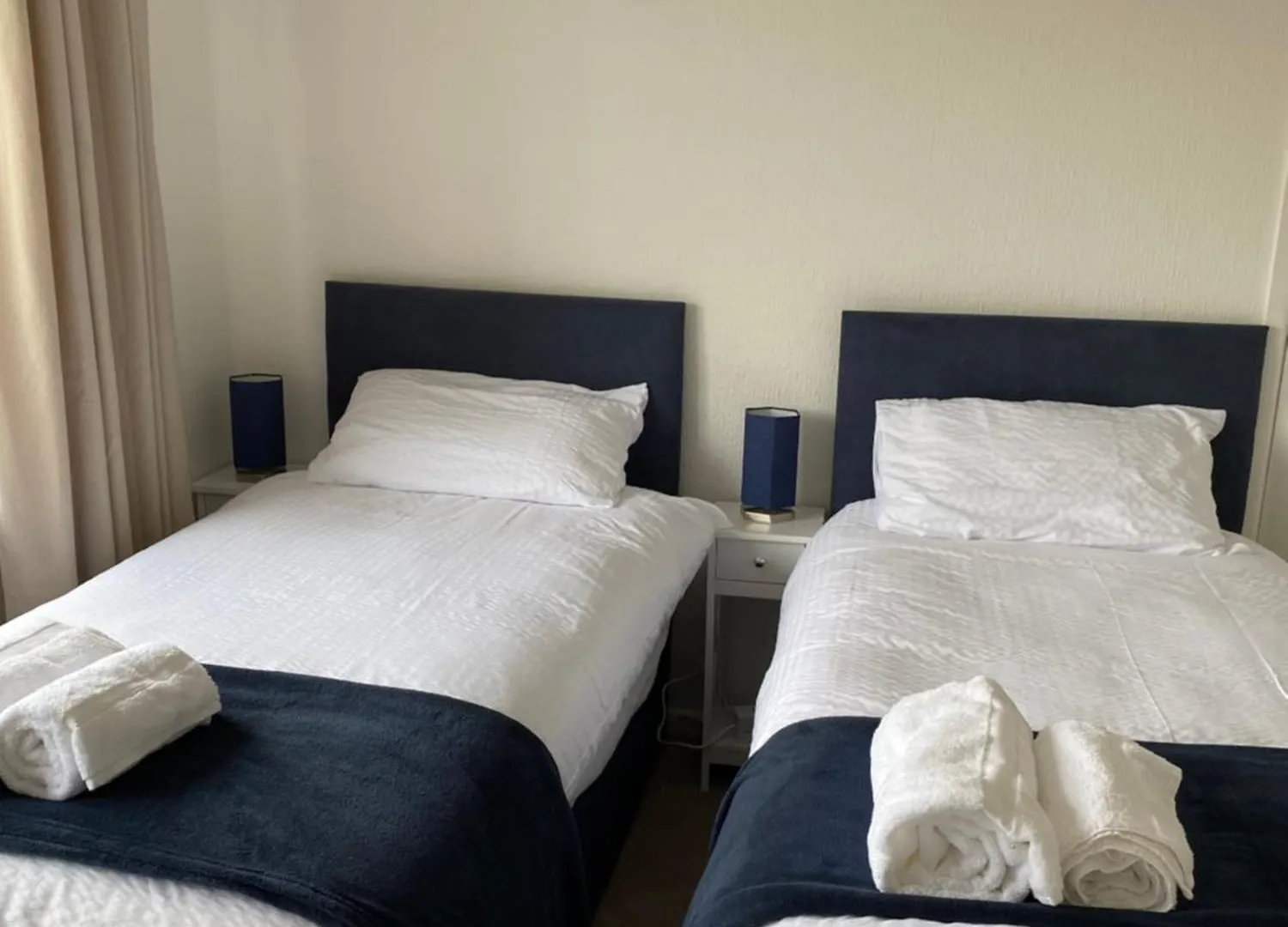 Apartment Spacious 2 Bed Village Flat Sleeps 4/6 Nottingham