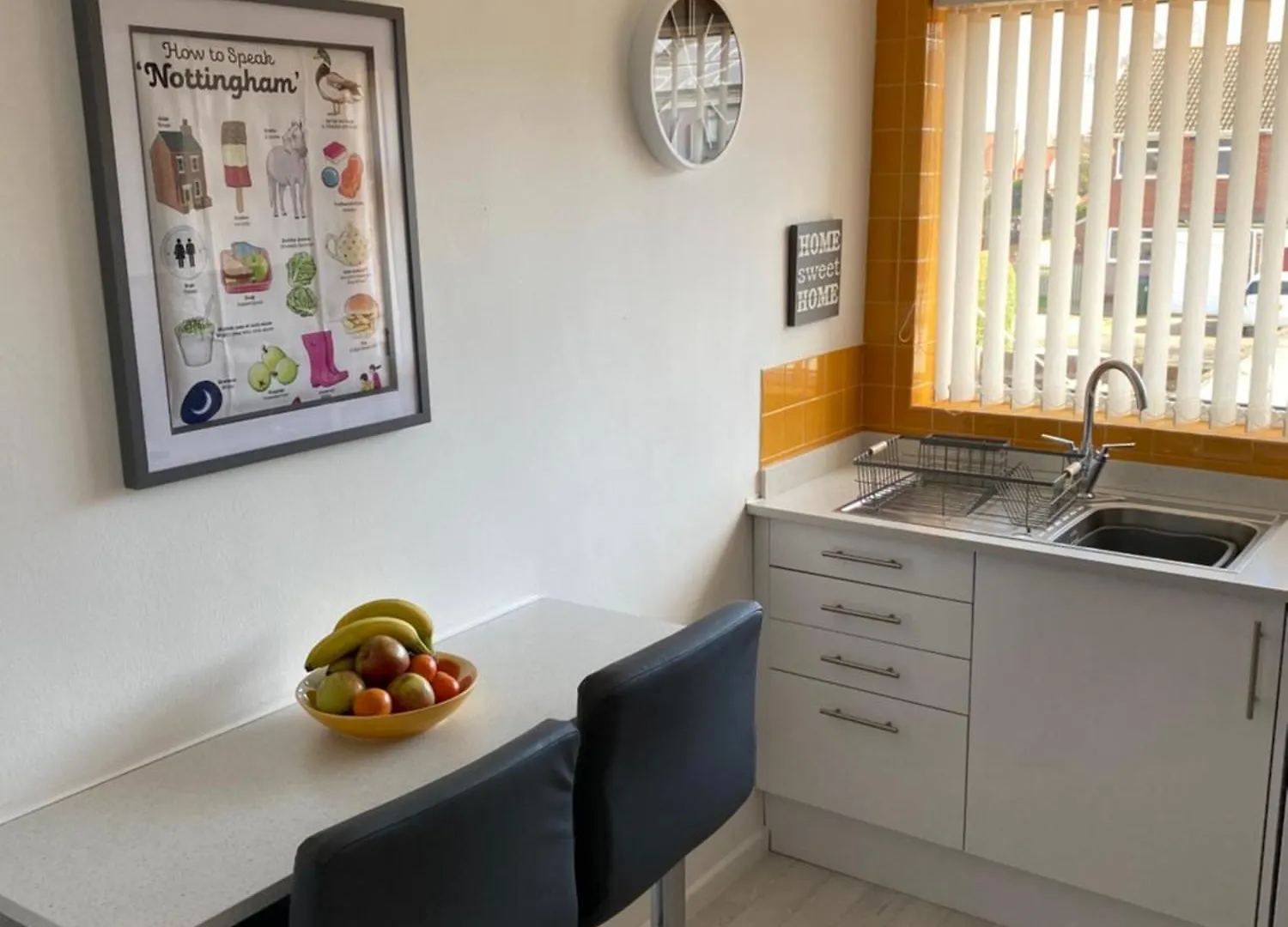 Spacious 2 Bed Village Flat Sleeps 4/6 Nottingham United Kingdom