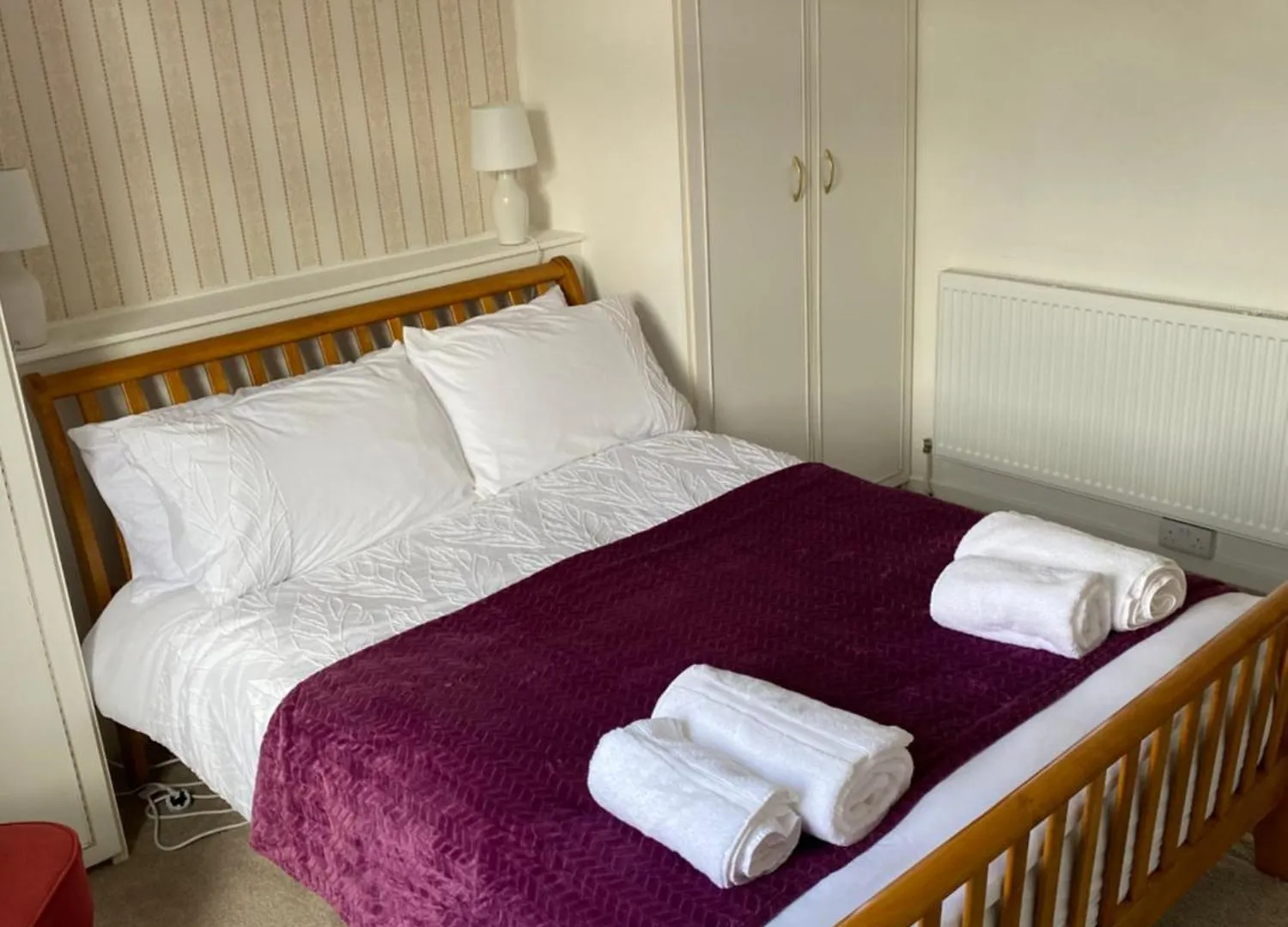 Spacious 2 Bed Village Flat Sleeps 4/6 Nottingham United Kingdom